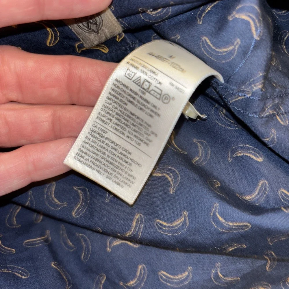 Banana Republic Men's M Shirt Navy Blue Banana Print Luxe Poplin LS Button-down